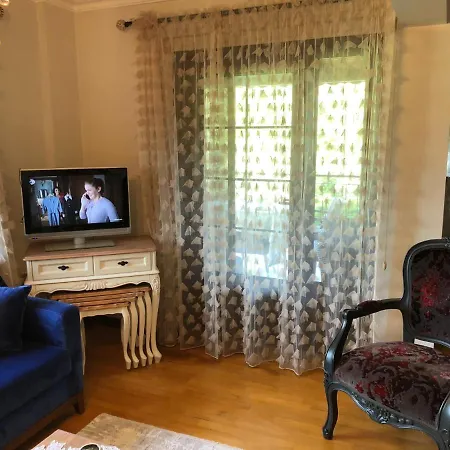 Private House With Nature And View In וילה