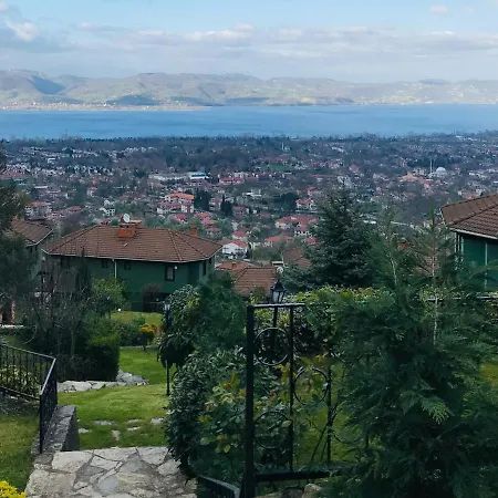 Private House With Nature And View In ספנג'ה